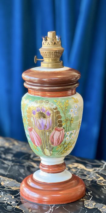 Lampă veche Opalină *** vintage / antic / vechi / retro ***