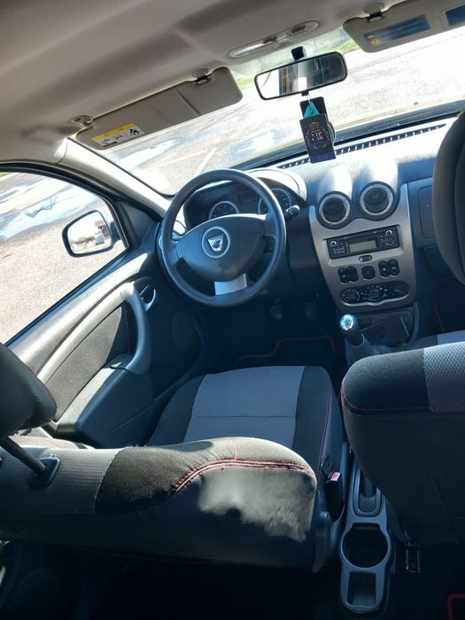 Vând Duster an 2013