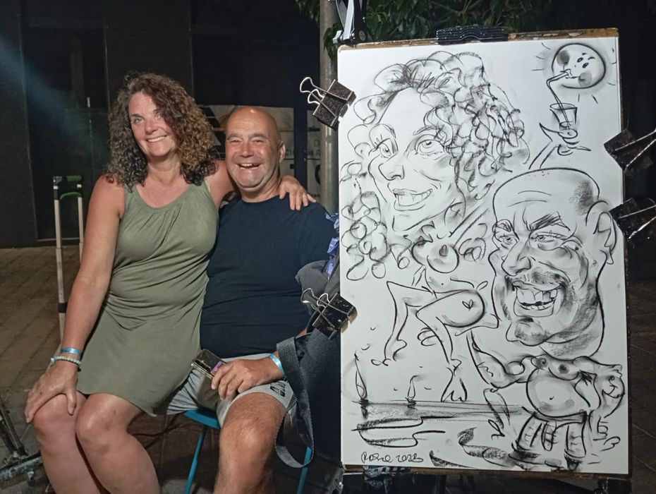 Карикатури по поръка