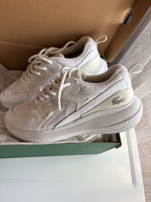 Маратонки lacoste