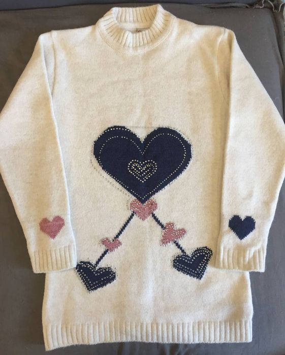 Теплые свитера на девочку