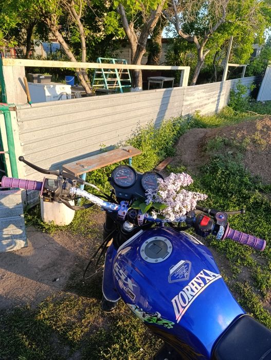 Продам мотоцикл новый почти