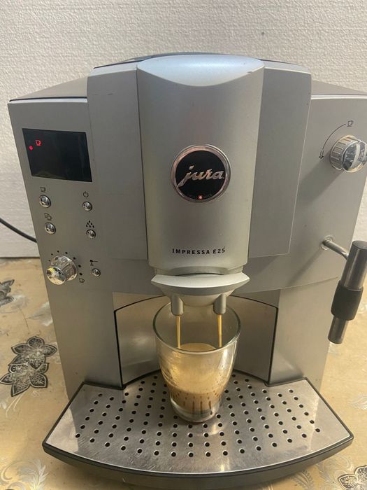 Espresor cafea Jura impressa E25