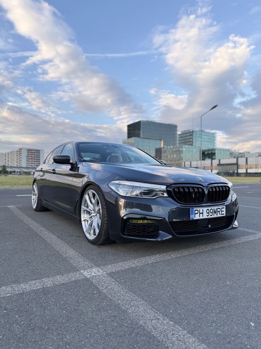 BMW G30 540i RWD