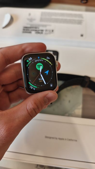 Apple watch se (2nd gen) 44mm