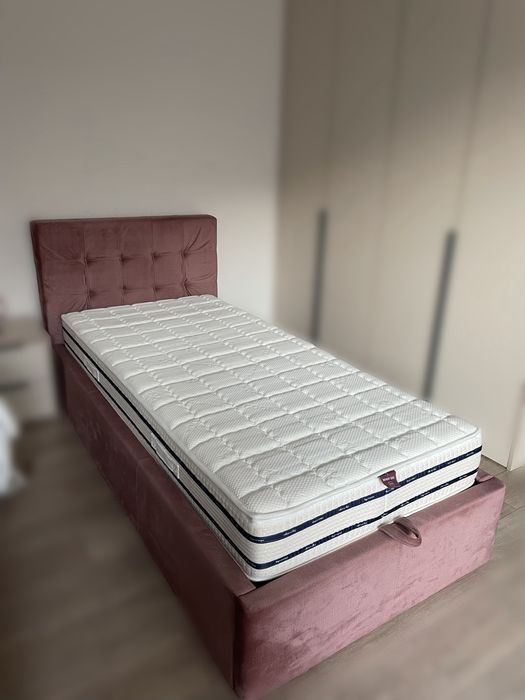 Легла две единични с италиански матрак