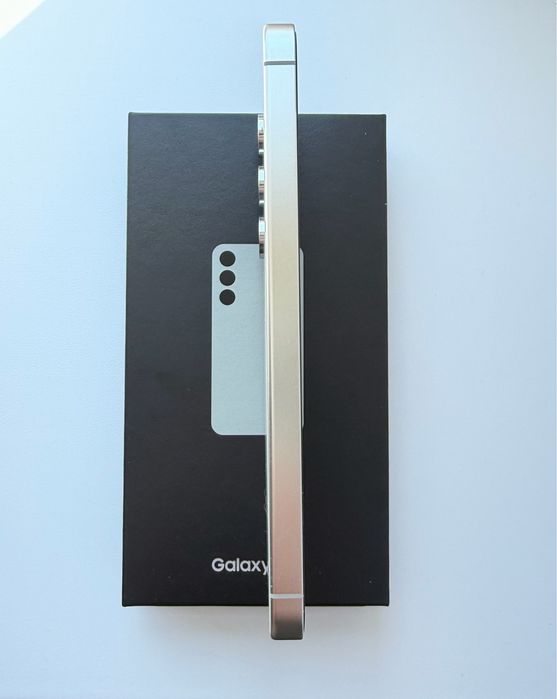Пррдам Samsung S24 (256 gb)