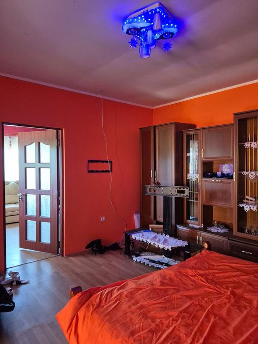 Casa cu 3 camere in Acatari