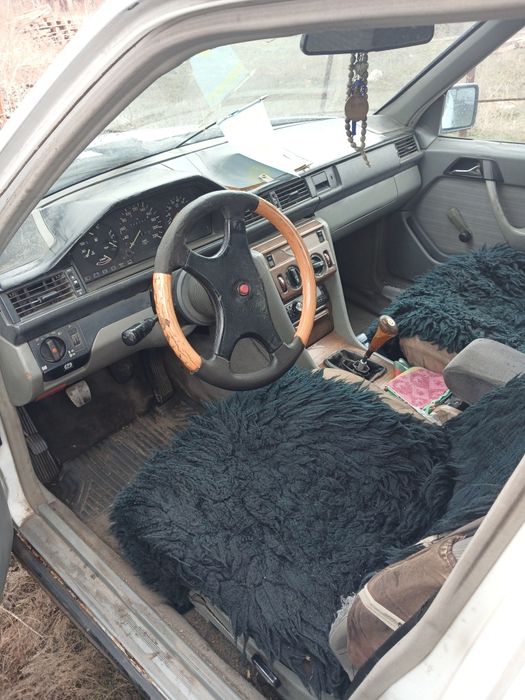 Мэрсс 190..недорого