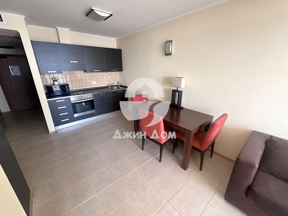 Продава се Тристаен апартамент в Поморие - 88 кв.м за 696 €/кв.м - Снимка #4