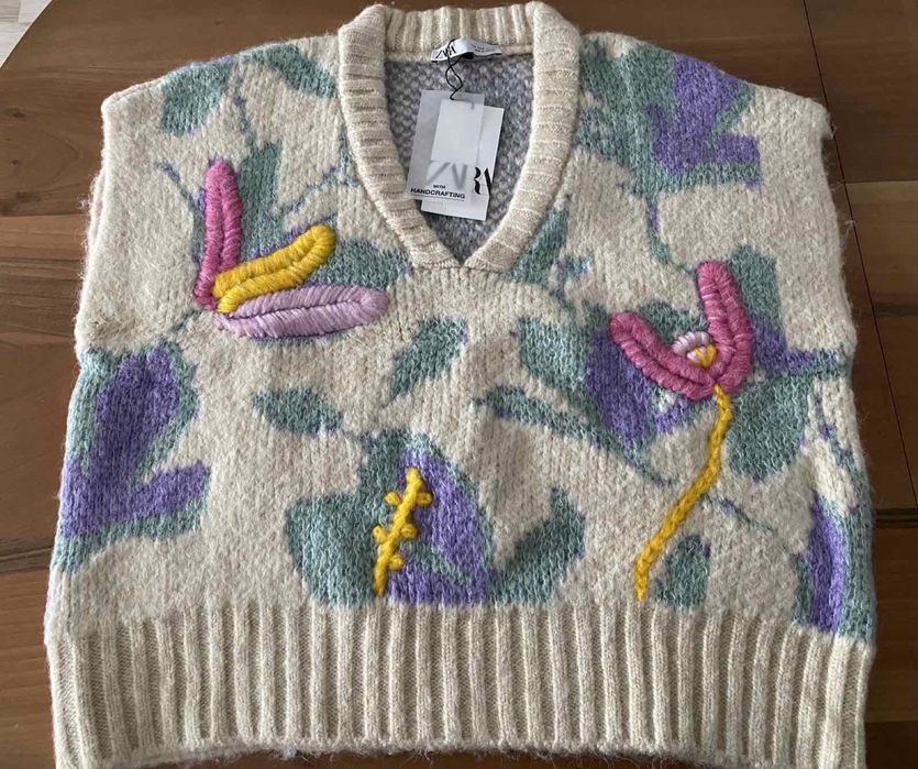 Бродирано елече ZARA