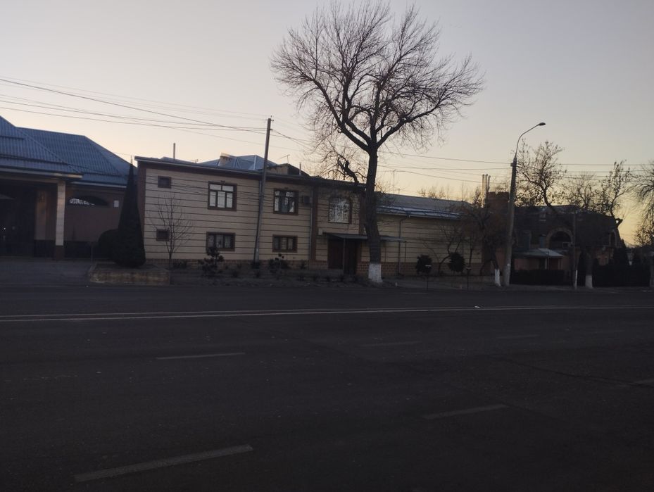 Uy sotiladi rabochiy gorodok