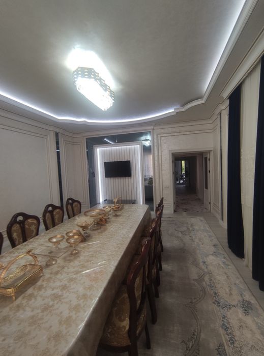 Мирзо Улугбекский район массив Феруза евродом 4,1-сотки 6-комнат.