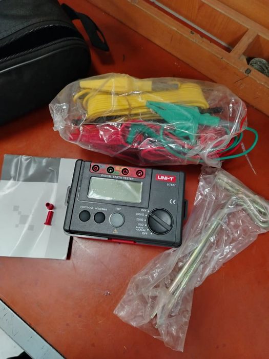 UNI-T мультиметр UT521 цифровой