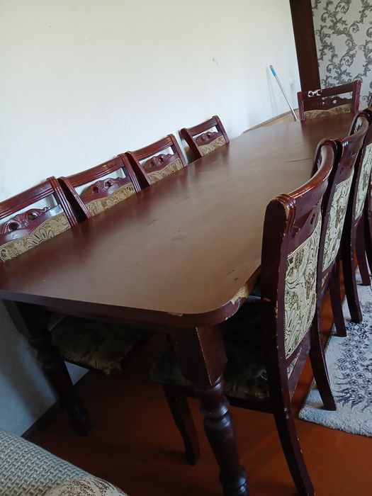 Стол+стулья 10 шт б/у