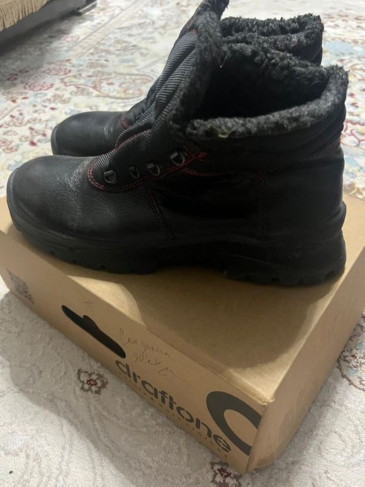 Спец. Ботинки 44 размер