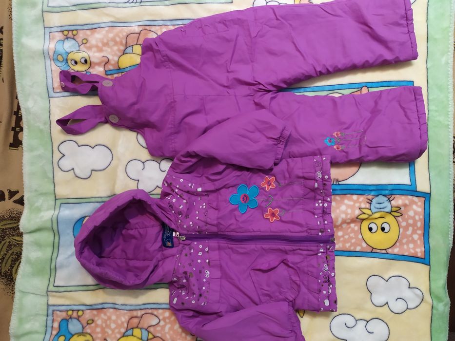 Вещи для девочки демисезонная от 2 до 5 лет.