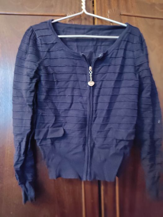 Продам школьные рубашка для девочки