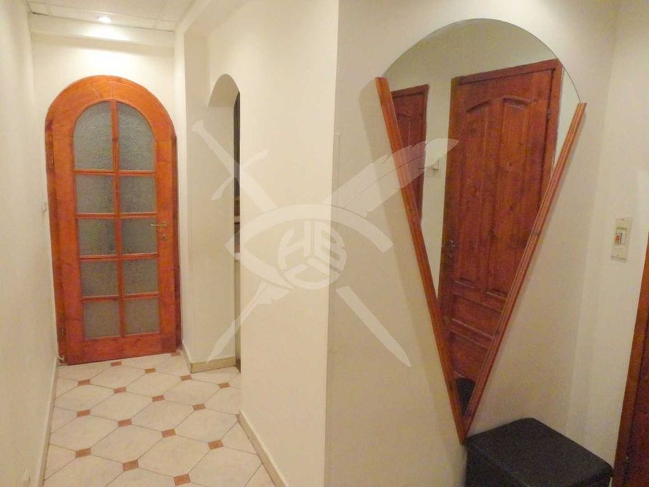 Тристаен апартамент в кв. Редута №28173