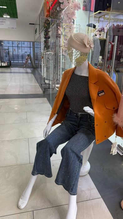 Манекен сотилади