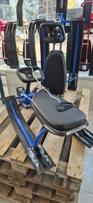 Шейна Снежко ( Чук и Гек) червена и синя