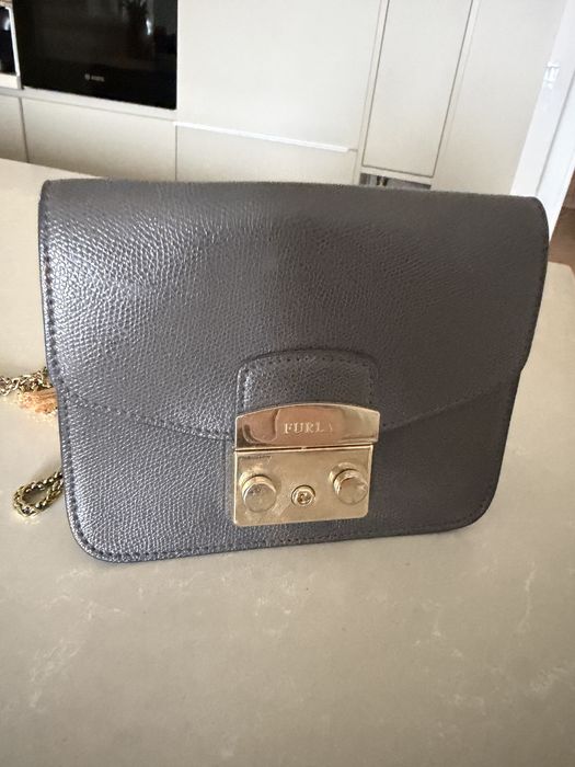 Чанта FURLA естествена кожа