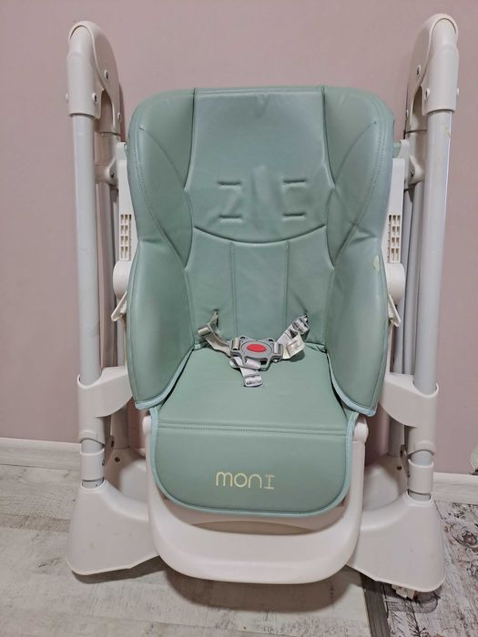 Столче за хранене Moni