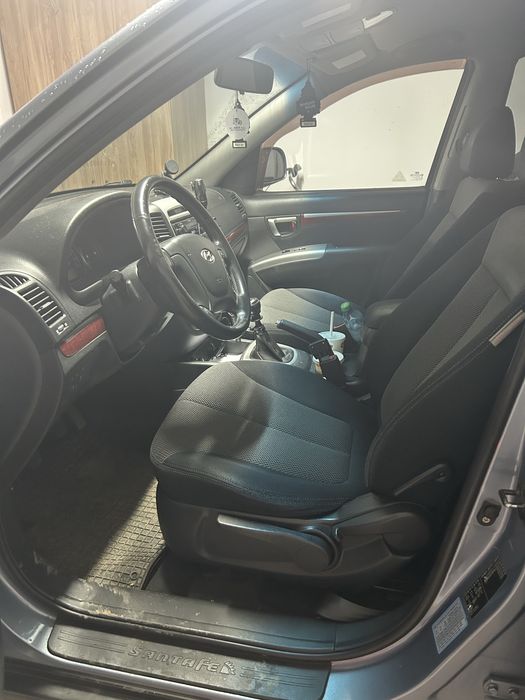 Vând Hyundai Santa Fe