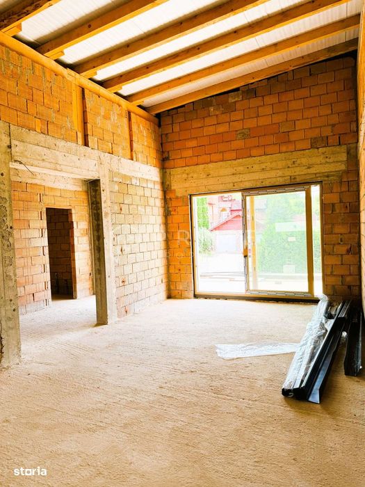 Casă modernă pe un singur nivel | Corunca – Str. Răsăritului