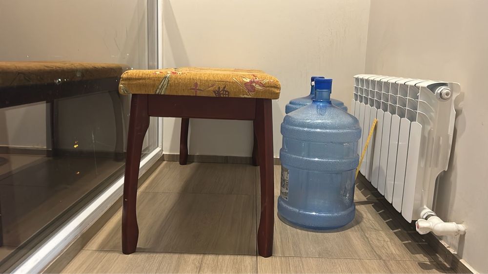 Продам пуфик недорого