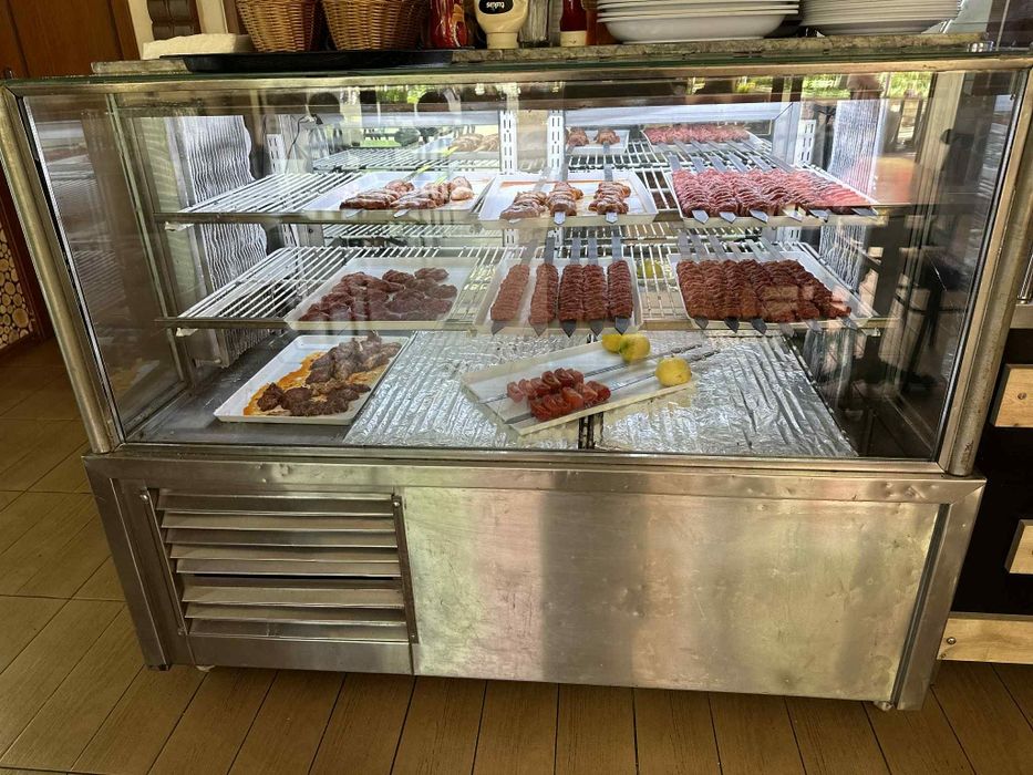 Продава се цялостно оборудване за заведение.