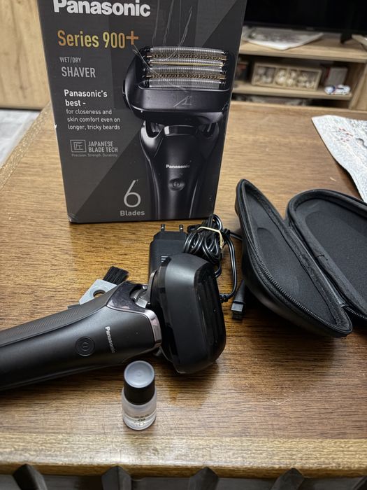 Panasonic ARC6 Luxury 6-Blade бръсначка