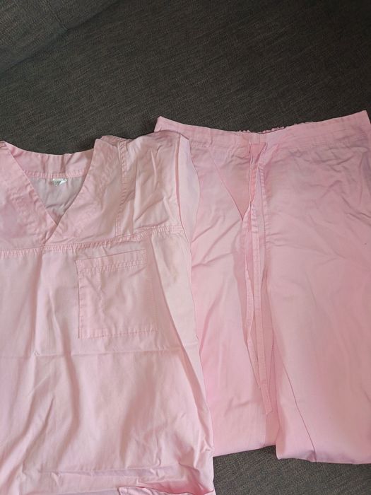 Costum medical nou, Femina