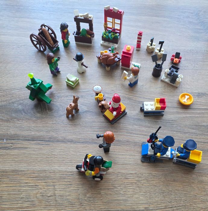 Vand Lego Speed 75889 Garajul Suprem Ferrari, Lot LEGO City 60033, 60032, 60192, 60254, 60294 LOT seturi LEGO City 60153 și 60063