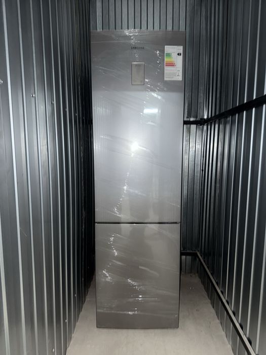 Холодильник Самсунг 180 000 тг