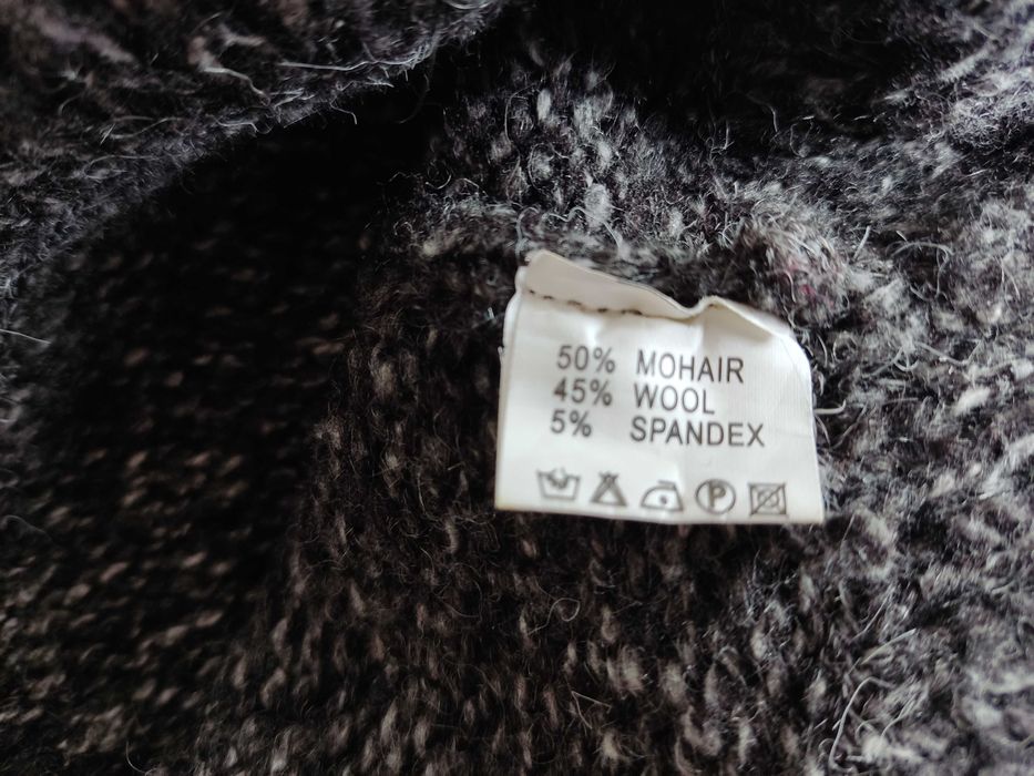 Шест жилетки и елек по 14 лева