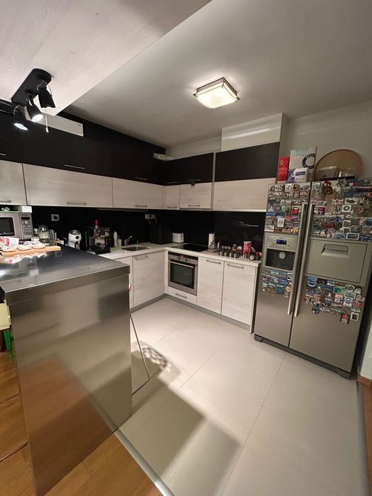 Луксозна кухня с уреди Siemens + бар