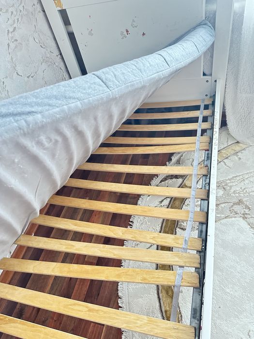 Продам срочно кровать