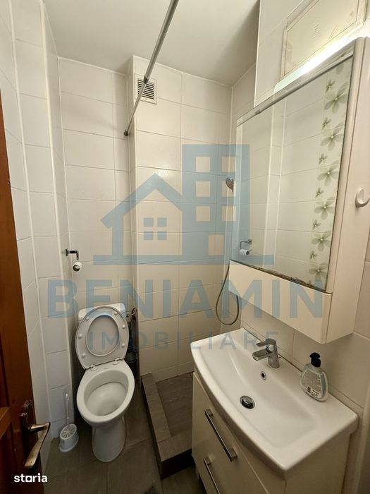3 camere decomandat parter centrala 95mp Piata Centrala -pet friendly