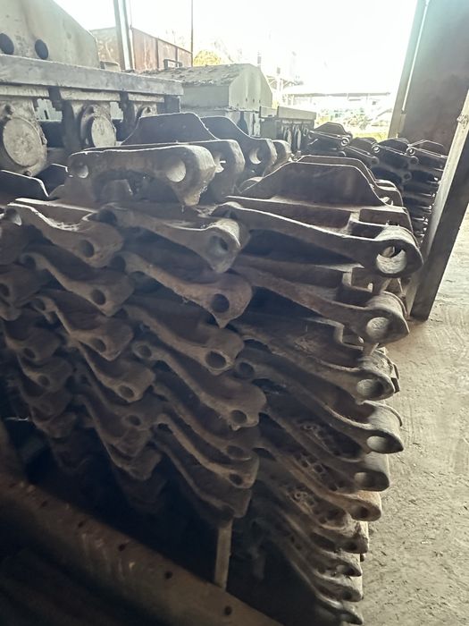 Гусеницы.Башмак и палец  на дт 75