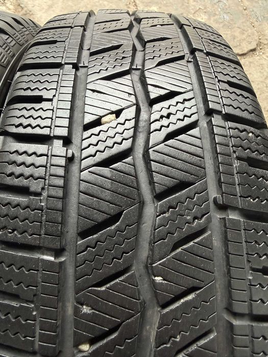 2x Anvelope Iarna 215/60 R17C - Hankook Winter I Cept LV