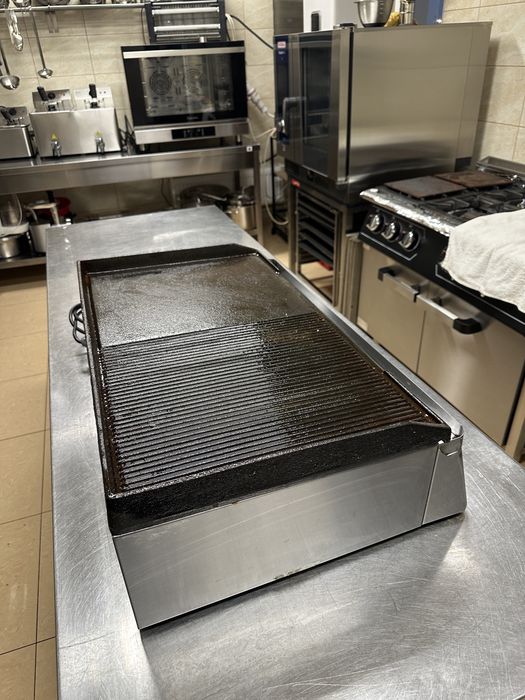 Vand Gratar Electric Fontă + Inox