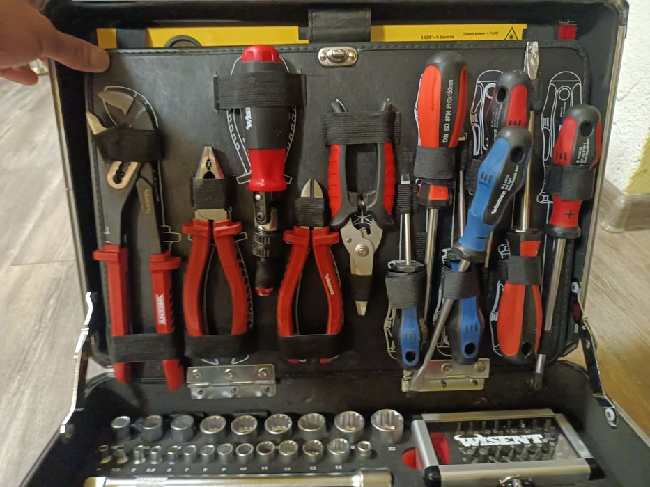 Куфар с инструменти Winsent