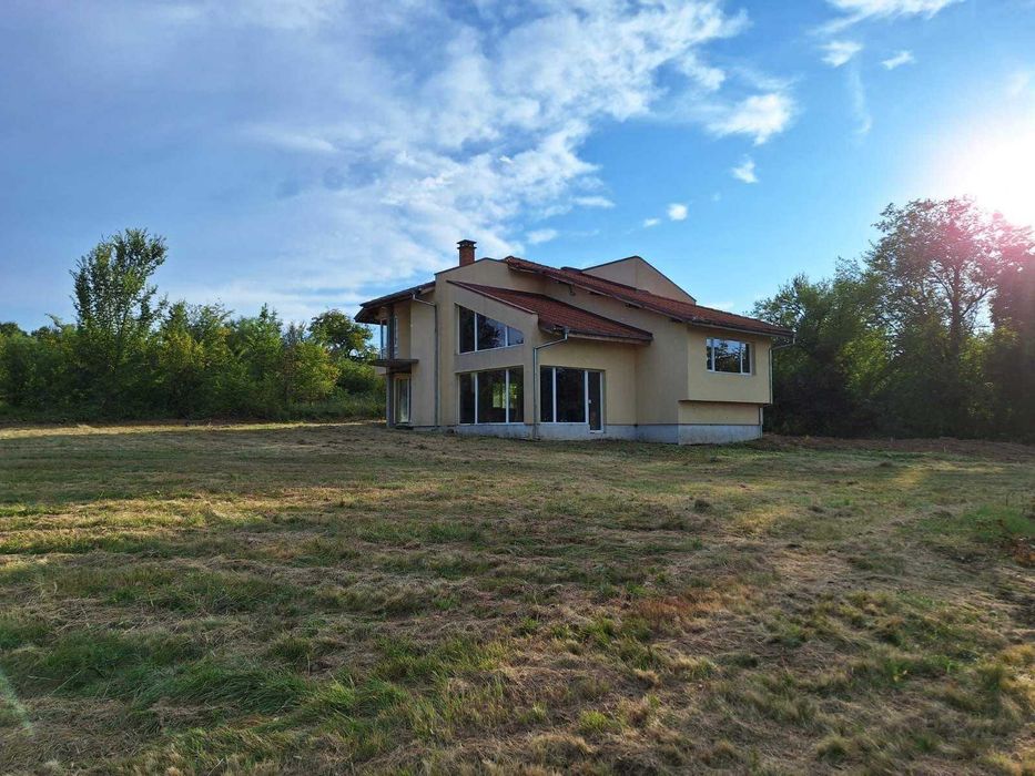 Продава се Къща в с. Драгиевци, Област Габрово - 260 кв.м за 731 €/кв.м - Снимка #3