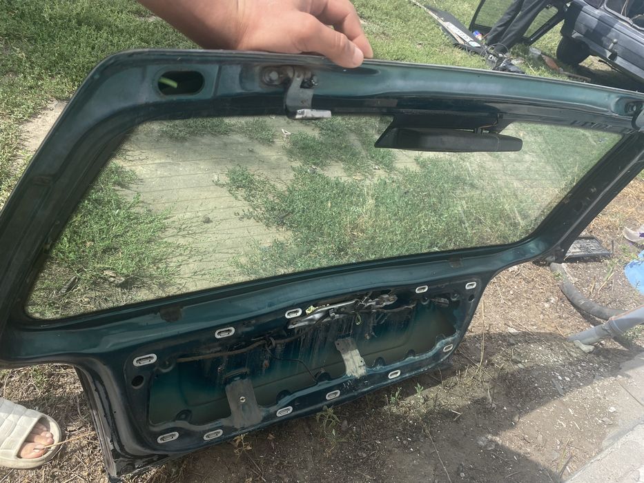 Крышка багажника Гольф 3 golf3