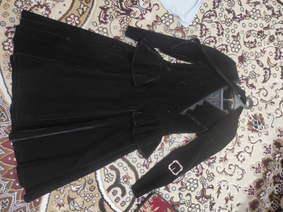 "Qora Joziba" nomli ayollar libosi