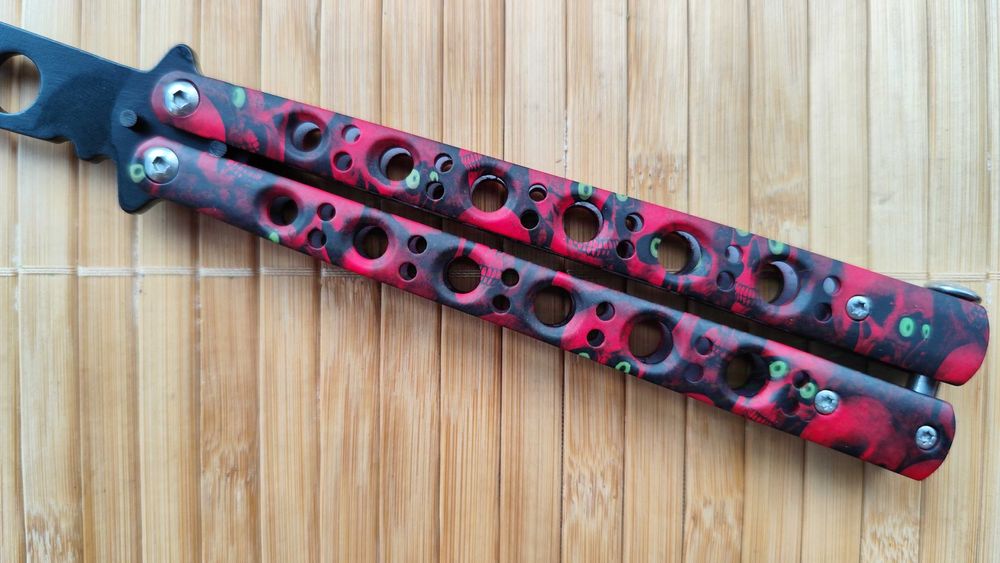 Тренировъчен нож пеперуда / цветове /