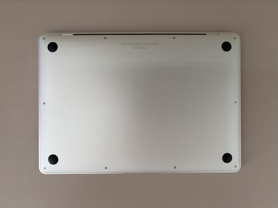 Apple MacBook Air 13” M1