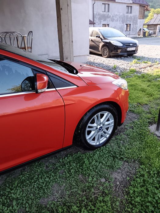 Mașină de vânzare stare foarte bună fără nici un fel de probleme