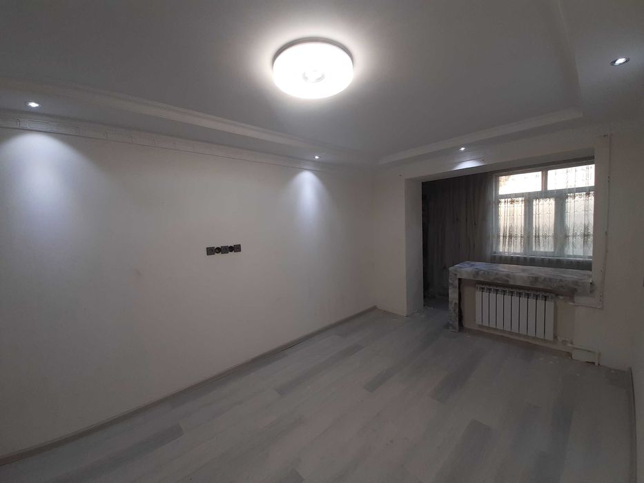 Однокомнатная (НЕ ОБЩАГА!)